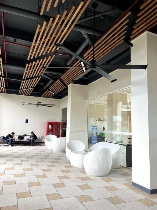 Dayinn, Skyhouse Bsd Lux And Homey Studio, Near Aeon Bsd And Ice Bsd Cilenggang Exteriör bild